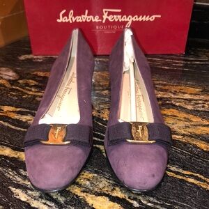 AUTHENTIC Salvatore Ferragamo Vara Shoes